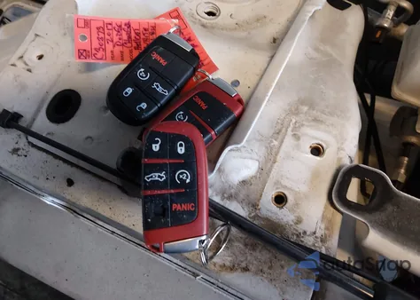 2017 Dodge Charger Srt Hellcat Rwd z USA, uszkodzony, nr VIN 2C3CDXL97HH636821